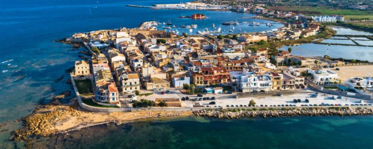 Marzamemi, un magnifico borgo siciliano sul mare