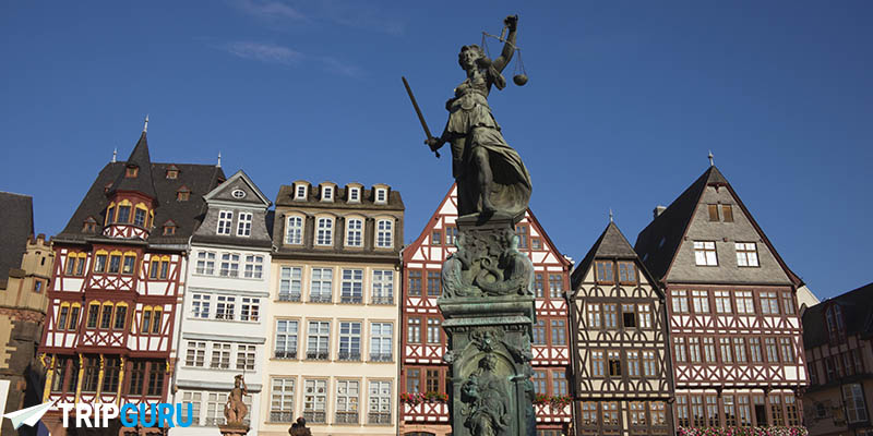 Piazza Römerberg e il suo municipio